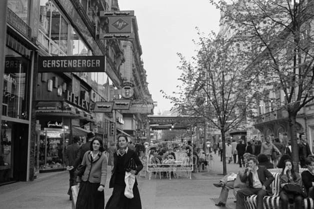 April, 1981. Vienna, Austria. People go through a central street. The exact date of the photograph is unknown. Viktor Budan TASS  22570968