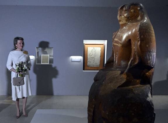 Queen Mathilde of Belgium pictured during a royal visit to the new exhibition Expedition Egypt at the Art and History Museum (Museum Kunst & Geschiedenis - Musee de l Art et d Histoire), in Brussels, Thursday 30 March 2023.  ERICxLALMAND 63906607