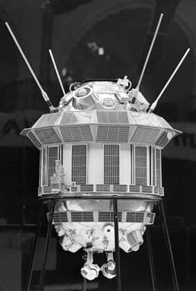 Moscow, USSR. August, 1967. A view of a model of the Luna-3 robotic spacecraft that was the first to photograph the far side of the Moon on October 7, 1959, at the Pavilion No. 32 Kosmos at the Exhibition of Achievements of National Economy. The exact date of the photograph is unknown. Valentin Cheredintsev TASS  22537691