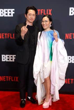 Entertainment Themen der Woche KW13 Entertainment Bilder des Tages LOS ANGELES, CA - MARCH 30: Steven Yeun and Ali Wong at the LA Premiere of Beef at Tudum screening room in Los Angeles, California on March 30, 2023. Copyright: xFayexSadoux