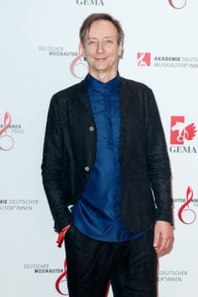 GEMA MusikautorInnenpreis 2023 Volker Bertelmann beim 14. GEMA MusikautorInnenpreis im Ritz Carlton am 30.03.2023 in Berlin. Copyright: xEventpressxKochanx
