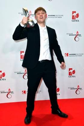 Jace beim 14. Deutschen Musikautor*innenpreis der GEMA 2023 im Hotel The Ritz-Carlton. Berlin, 30.03.2023