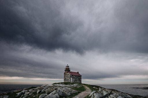 RECORD DATE NOT STATED The Rose Blanche Lighthouse, a large granite building on a cloudy day in Rose Blanche, Newfoundland Canada *** der Hagebuttenschalen Blanche Lighthouse, einer großformatig Granit Gebäude am einer wolkig Tag ÊIn Hagebuttenschalen Blanche, Neufundland Kanada 15568380