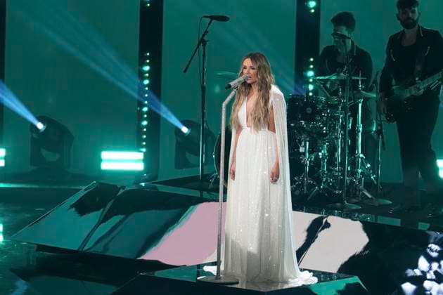 April 2, 2023, Austin, TX, United States: Award winner CARLY PEARCE sings onstage at the 2023 Country Music Awards (CMT) held for the first time in Austin, Texas on April 2, 2023 at the Moody Center before a sold out crowd. Austin United States - ZUMAd150 20230402_znp_d150_203 Copyright: xBobxDaemmrichx