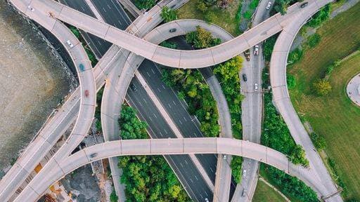 RECORD DATE NOT STATED An aerial view of overlapping highways and roads in downtown Baltimore, Maryland, USA *** An&Verkauf aerial Ansicht des überlappend Hochstraßen und Straßen ÊIn innerstädtisch Baltimore, Maryland, USA 17299185