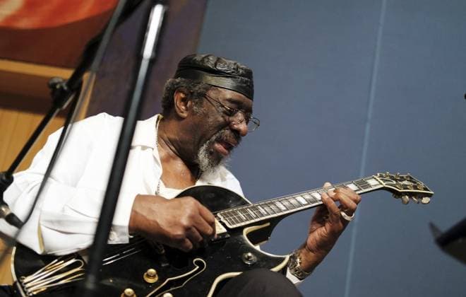 Jazz Festival Ruhr *** NUR FÜR REDAKTIONELLE ZWECKE *** EDITORIAL USE ONLY ***<p>James Blood Ulmer tritt im Kunstmuseum auf am Sonntag, 08. April in Bochum. Ulmer und die Begleitband The Thing sind der Topact des Ruhr Jazzfestival, welches drei Tage dauert. Deutschland NRW Bochum Copyright: DietmarxWäsche *** Jazz Festival Ruhr *** ONLY FOR EDITORIAL PURPOSE *** EDITORIAL USE ONLY *** P James Blood Ulmer Tritt at Museum of Art at on Sunday, 08 April in Bochum Ulmer and the Begleitband The Thing are the top act of Ruhr jazz festival, which Three Days takes Germany NRW Bochum Copyright DietmarxLaundry Copyright: DietmarxWäsche docnrwhugopicture182429671 EDITORIAL USE ONLY