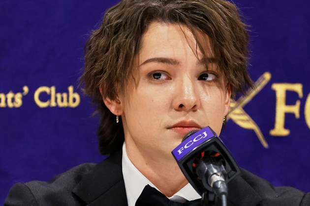 April 12, 2023, Tokyo, Japan: Kauan Okamoto former member of Johnny s Jr & Musician attends a news conference at The Foreign Correspondents Club of Japan in downtown Tokyo. The allegations against Johnny Kitagawa, one of the most powerful figures in the Japanese entertainment industry, continue to emerge as a former member of Johnny s Junior, Kauan Okamoto, Japanese-Brazilian singer and songwriter, has come forward with his story of sexual abuse. Okamoto claimed that he was abused by Kitagawa for four years, starting at the age of 15, and that the abuse continued into his later life. The accusations come after the FCCJ hosted a press conference by the makers of a new BBC documentary alleging that Kitagawa had sexually abused young boys in - ZUMAm191 20230412_zap_m191_019 Copyright: xRodrigoxReyesxMarinx
