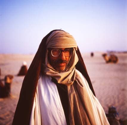Begegnungen in den Jahren der 60erund 70er Begegnungen von Menschen in Deutschland, Europa und weltweit schaffen ein Abbild des Menschen in allen Bereichen, wie hier in den 60er und 70er Jahren. Afrika. Tunesien.Wüstenbewohner. 60 er Meetings of people in Germany, Europe and worldwide create an image of people in all areas, as here in the 1960s and 1970s. *** Meetings of people in Germany, Europe and worldwide create an image of people in all areas, as here in the 1960s and 1970s Africa Tunisia Desert dwellers 60s Meetings of people in Germany, Europe and worldwide create an image of people in all areas, as here in the 1960s and 1970s