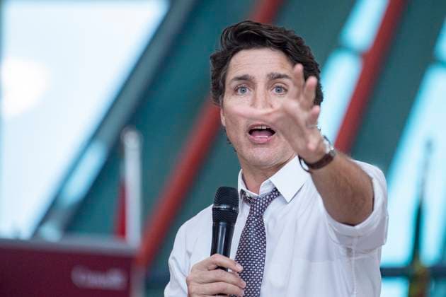 News Bilder des Tages April 13, 2023, Regina, SK, Canada: Prime Minister Justin Trudeau speaks at a town hall at the First Nations University of Canada in Regina, Thursday, April 13, 2023. Regina Canada  - ZUMAc35_ 20230413_zaf_c35_171 Copyright: xLiamxRichardsx