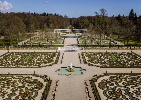 APELDOORN - Exterior during a preview of the new underground exhibition space of Paleis Het Loo. The opening of the 5,000 square meter space around the palace was preceded by a five-year renovation. ANP REMKO DE WAAL netherlands out - belgium out  Copyright: xx x466981448x originalFilename: 466981448.jpg