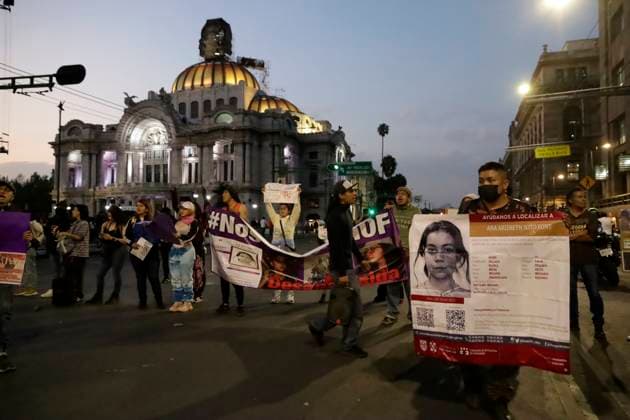 April 14, 2023, Mexico City, Mexico: Family and friends of young Ana Arizbeth Soto Font, known as rapper Inof, demand that the Mexico City District Attorney s Office investigate and locate her, as she has been missing for a week. The protest blocked avenues in Mexico City. on April 14, 2023 in Mexico City, Mexico Mexico City Mexico - ZUMAe321 20230415_zia_e321_027 Copyright: xLuisxBarronx