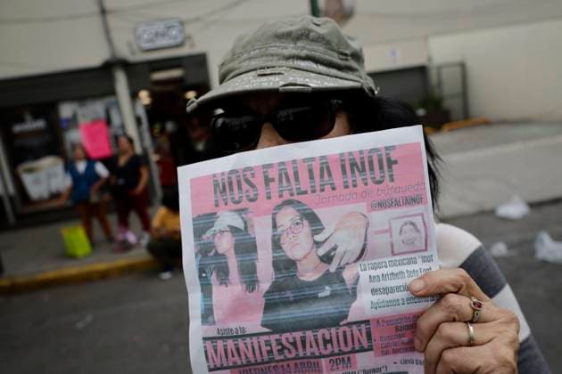 Freestylers Call For The Return Alive Of Mexican Rapper Ana Arizbeth Soto Font Various freestylers collectives are demonstrating outside the Attorney General s Office in Mexico City to demand the search and appearance alive of Mexican rapper Ana Arizbeth Soto Font, better known as Inof, reported missing since 8 April in the vicinity of the municipality of Ecatepec, State of Mexico. Mexico City Mexico City Mexico  Copyright: xGerardoxVieyrax originalFilename: vieyra-notitle230414_nprjF.jpg