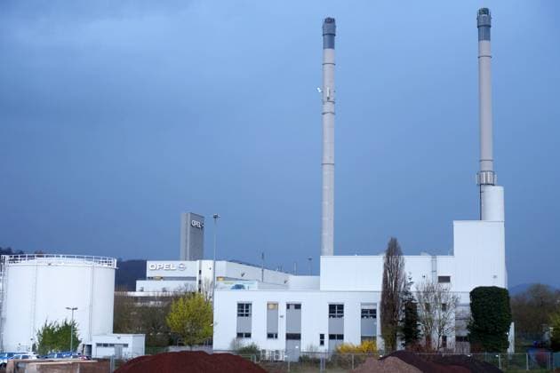 Opelwerk - Eisenach, Deutschland, GER, Germany, 13.04.2023 - Das Eisenacher Opel-Werk ist ein großer Industriearbeitgeber im Bundesland Thüringen. Die Opel Automobile GmbH ist ein deutscher Kraftfahrzeughersteller, der Firmensitz befindet sich im hessischen Rüsselsheim am Main. *** Opelwerk Eisenach, Germany, GER, Germany, 13 04 2023 The Eisenach Opel plant is a major industrial employer in the German state of Thuringia Opel Automobile GmbH is a German motor vehicle manufacturer, the company headquarters are located in Rüsselsheim am Main in Hesse, Germany