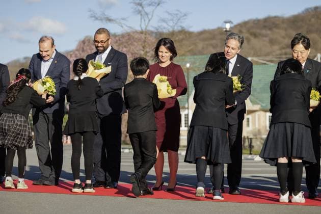 Bilder des Jahres 2023, News 04 April News Themen der Woche KW15 Annalena Baerbock (Buendnis 90 Die Gruenen), Bundesaussenministerin, aufgenommen bei einer Begruessung im Rahmen des Treffens der G7-Aussenministerinnen und -Aussenminister in Karuizawa, 16.04.2023. Karuizawa Japan *** Annalena Baerbock Buendnis 90 Die Gruenen , German Foreign Minister, photographed at a reception during the meeting of the G7 Foreign Ministers in Karuizawa, 16 04 2023 Karuizawa Japan Copyright: xKiraxHofmannx