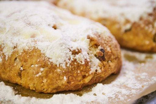 RECORD DATE NOT STATED Traditional christmas baking sweet stollen *** traditionelle Weihnachten Backen suesse stollen 1928468