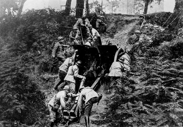 RECORD DATE NOT STATED Artillery Transport. Artillery Transport, Bainsizza, Eleventh Battle Of The Isonzo, World War I, 1917. Copyright: 972_ML_33_W722559