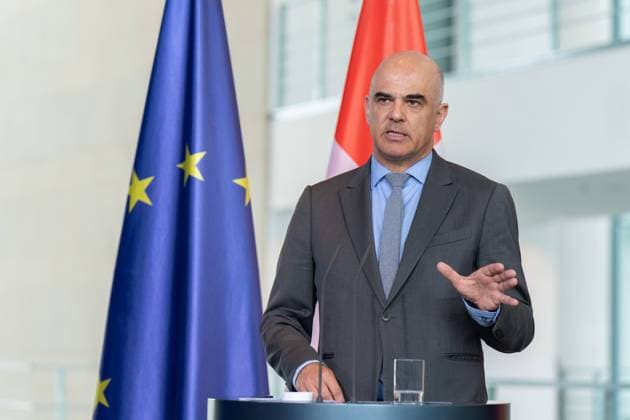 Staatsbesuch, Bundespräsident der Schweizerischen Eidgenossenschaft, Alain Berset Bundeskanzler Olaf Scholz (SPD) empfängt den Bundespräsidenten der Schweizerischen Eidgenossenschaft, Alain Berset, mit militärischen Ehren im Bundeskanzleramt Berlin Berlin GER *** State visit, President of the Swiss Confederation, Alain Berset German Chancellor Olaf Scholz SPD receives the President of the Swiss Confederation, Alain Berset, with military honors at the Federal Chancellery Berlin Berlin GER