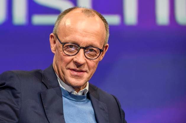 News Bilder des Tages Berlin GER, Berlin, Maischberger, 18.04.23, Friedrich Merz - CDU Parteivorsitzender, Freisteller, nachdenklich - direkt Fototermin - TV, 18.04.23, *** Berlin GER, Berlin, Maischberger, 18 04 23, Friedrich Merz CDU party chairman, exempt, thoughtful direct photo opportunity TV, 18 04 23, Copyright: xUwexKoch Eibner-Pressefotox EP_UKH