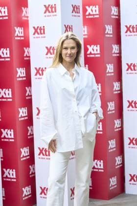 Bar Refaeli presents the new Xti collection at Ginkgo Garden Featuring: Bar Refaeli Where: Madrid, Spain When: 19 Apr 2023 Credit: Sean Thornton Cover Images **NOT AVAILABLE FOR PUBLICATION IN SPAIN** Copyright: xx 52629909 EDITORIAL USE ONLY. NOT FOR USE BY NEWSPAPERS BASED IN THE UK.
