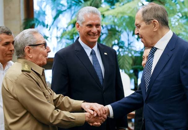 Cuba Russia 8415884 20.04.2023 In this handout photo released by the Russian Foreign Ministry, Cuban First Secretary of the Communist Party and former President Raul Castro and Russian Foreign Minister Sergey Lavrov shake hands during a meeting at the Laguito residence, in Havana, Cuba. Cuban President and First Secretary of the Communist Party Miguel Mario Diaz-Canel Bermudez is in the centre. Editorial use only, no archive, no commercial use. Russian Foreign Ministry Havana Cuba  Copyright: xx