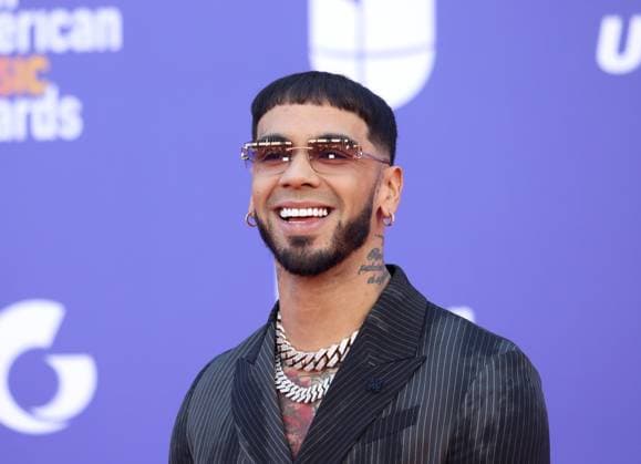 Anuel AA attends the 8th annual Latin American Music Awards at the MGM Grand Garden Arena in Las Vegas on Thursday, April 20, 2023. The annual event honors outstanding achievements for artists in the Latin music industry.  LAV2023042166 JAMESxATOA