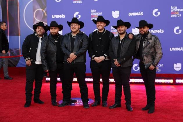 The members of the band Grupo Frontera poses on the red carpet of the Latin American Music Awards (Latin AMAs) at the MGM Grand Garden Arena in Las Vegas, Nevada, USA, 20 April 2023. Featuring Bad Bunny, Becky G and Daddy Yankee as favorites, this year s nominations highlight artists spanning all genres of Latin music in 26 categories. Red carpet of the Latin AMAs Awards in Las Vegas !ACHTUNG: NUR REDAKTIONELLE NUTZUNG!  Copyright: xRondaxChurchillx USA6353 20230421-257b55f0ae1d5f88be8960a624958fa6ffcbb5da