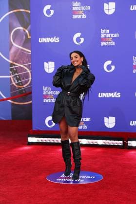Singer Manu Manzo poses on the red carpet of the Latin American Music Awards (Latin AMAs) at the MGM Grand Garden Arena in Las Vegas, Nevada, USA, 20 April 2023. Featuring Bad Bunny, Becky G and Daddy Yankee as favorites, this year s nominations highlight artists spanning all genres of Latin music in 26 categories. Red carpet of the Latin AMAs Awards in Las Vegas !ACHTUNG: NUR REDAKTIONELLE NUTZUNG!  Copyright: xRondaxChurchillx USA6382 20230421-9333833573ca1bc28f432cc5b0511a3c9ff1de3c