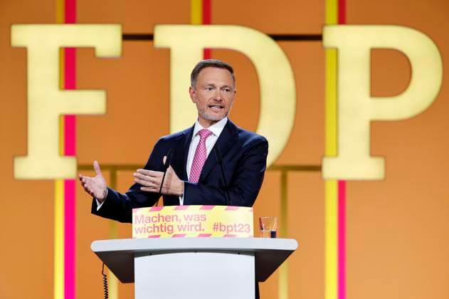 News Themen der Woche KW16 Christian Lindner beim 74. Ord. Bundesparteitag der FDP in der Station Berlin. Berlin, 21.04.2023 *** Christian Lindner at the 74 Ord Federal Party Congress of the FDP in the station Berlin Berlin, 21 04 2023 Foto:xJ.xMWx xFuturexImage