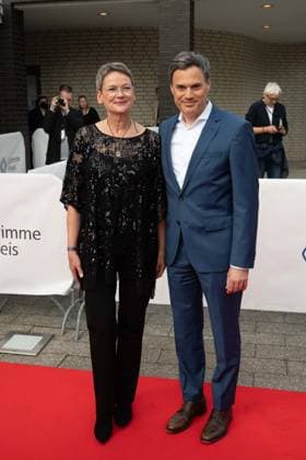 Frauke GERLACH, Direktorin Adolf Grimme-Institut, Norbert HIMMLER, ZDF-Intendant Roter Teppich, Red Carpet Show, Ankunft, arrival, 59. Verleihung des Adolf-Grimme-Preises Adolf-Grimme-Preis Grimmepreis in Marl, 21.04.2023. oÂ¥Ã‚