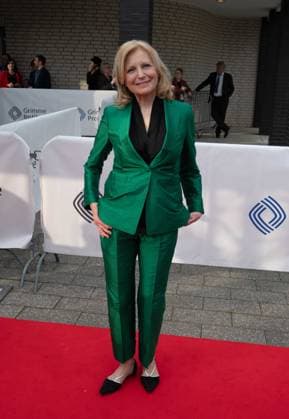 Maren KROYMANN, erhaelt den Grimmepreis, besondere Ehrung des Volkshochschulverbands, Roter Teppich, Red Carpet Show, Ankunft, arrival, 59. Verleihung des Adolf-Grimme-Preises Adolf-Grimme-Preis Grimmepreis in Marl, 21.04.2023. oÂ¥Ã‚