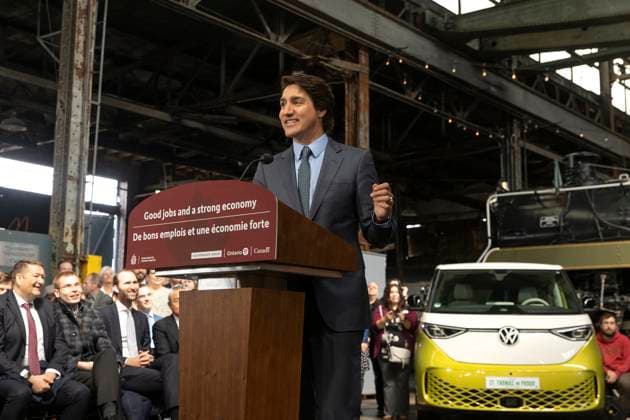 April 21, 2023, St. Thomas, ON, Canada: Prime Minister Justin Trudeau speaks during a news conference announcing the construction of an electric vehicle battery production plant by Volkswagen GroupöÄÃ s battery company PowerCo SE in St. Thomas, Ontario Friday, April 21, 2023. St. Thomas Canada  - ZUMAc35_ 20230421_zaf_c35_083 Copyright: xTaraxWaltonx
