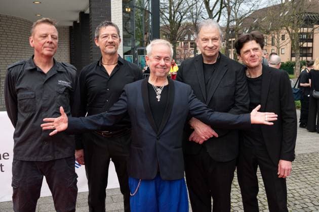 Helmut ZERLETT, Musiker, mit seiner Band, Roter Teppich, Red Carpet Show, Ankunft, arrival, 59. Verleihung des Adolf-Grimme-Preises Adolf-Grimme-Preis Grimmepreis in Marl, 21.04.2023. oÂ¥Ã‚