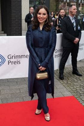 Grimmepreis fuer NEULAND; Mina Tander, Schauspielerin, Roter Teppich, Red Carpet Show, Ankunft, arrival, 59. Verleihung des Adolf-Grimme-Preises Adolf-Grimme-Preis Grimmepreis in Marl, 21.04.2023. oÂ¥Ã‚