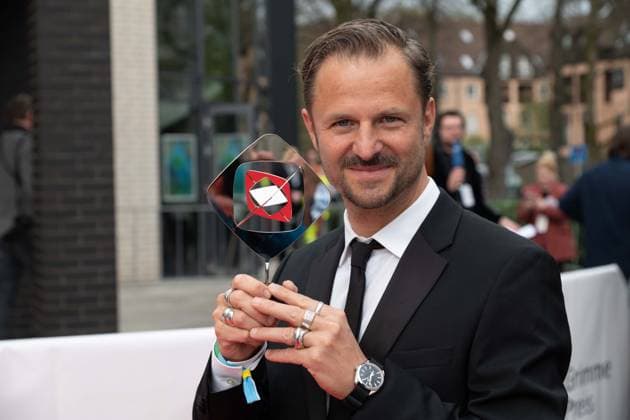 Grimmepreis fuer die Wannseekonferenz, Philipp HOCHMAIR, Schauspieler, Roter Teppich, Red Carpet Show, Ankunft, arrival, 59. Verleihung des Adolf-Grimme-Preises Adolf-Grimme-Preis Grimmepreis in Marl, 21.04.2023. oÂ¥Ã‚