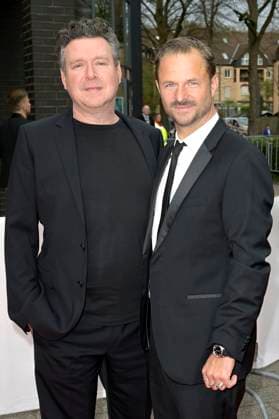 Magnus Vattrodt und Philipp Hochmair bei der 59. Verleihung des Grimme Preises 2023 im Theater der Stadt Marl. Marl, 21.04.2023