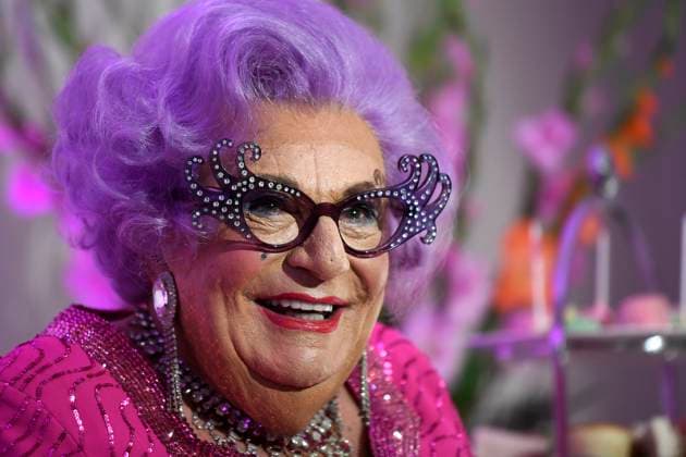 BARRY HUMPHRIES OBIT, *FILE* Barry Humphries as his alter egos Dame Edna speaks to the media during a High Tea event at The Langham in Sydney, Wednesday, September 11, 2019. Entertainer Barry Humphries, who brought to life Dame Edna Everage and Sir Les Patterson, has died at the age of 89 in a Sydney hospital surrounded by family. ( NO ARCHIVING, EDITORIAL USE ONLY, NO USE IN BOOKS WITHOUT CONSENT SYDNEY NSW AUSTRALIA  Copyright: xBIANCAxDExMARCHIx 20230422001789503119