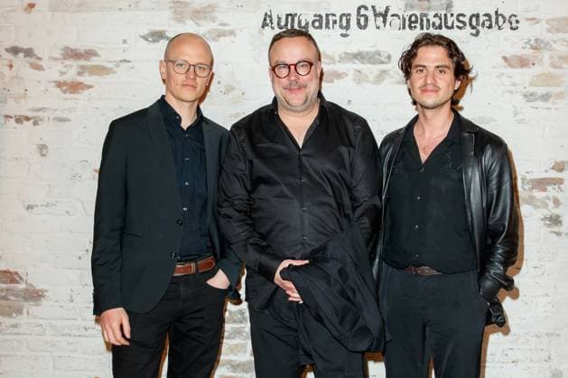 Nominiertenabend des Deutschen Filmpreises Lola 2023 Claus Reichel, Stefan Kauertz und Mehmet Akif, Büyükatalay beim Nominiertenabend des Deutschen Filmpreises Lola 2023 in der Fabrik 23 am 22.04.2023 in Berlin. Copyright: xEventpressxKochanx