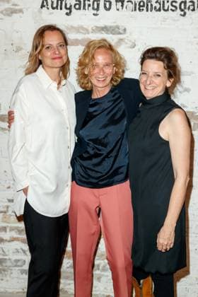 Nominiertenabend des Deutschen Filmpreises Lola 2023 Martina Haubrich, Claudia Müller und Mechthild Barth beim Nominiertenabend des Deutschen Filmpreises Lola 2023 in der Fabrik 23 am 22.04.2023 in Berlin. Copyright: xEventpressxKochanx