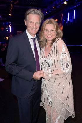 Maren Gilzer mit Ehemann Harry Kuhlmann bei der Verleihung der Goldenen Sonne 2023 während der Sonnenklar.TV Gala im Wunderland Kalkar. Kalkar, 22.04.2023
