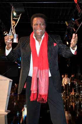 Roberto Blanco bei der Verleihung der Goldenen Sonne 2023 während der Sonnenklar.TV Gala im Wunderland Kalkar. Kalkar, 22.04.2023