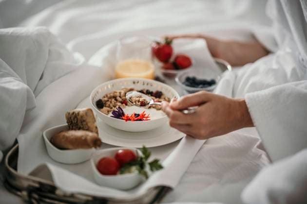 Woman having muesli in breakfast at home model released, Symbolfoto property released, MJRF00962