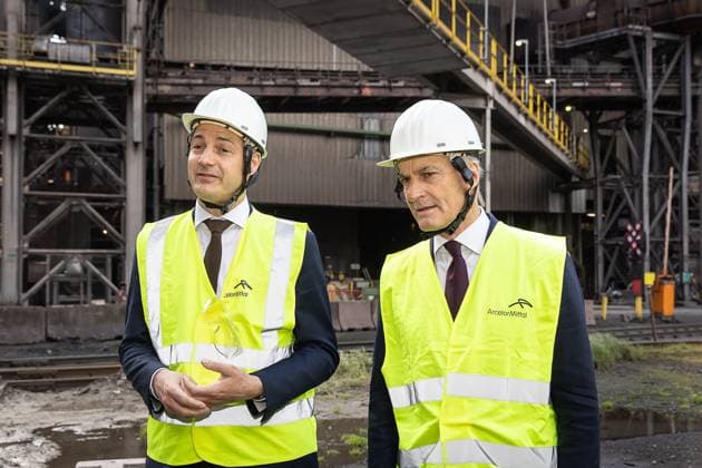 News Themen der Woche KW17 News Bilder des Tages Prime Minister Alexander De Croo and Norway s Prime Minister Jonas Gahr Store pictured during a visit to the ArcelorMittal production plant in Desteldonk, Gent, Monday 24 April 2023. The government leaders will discuss the transition of our industry to a carbon-neutral future in consultation with a consortium of companies. This project is a first for Europe and brings together several companies in a strong consortium: Equinor, Engie, Fluxys, ArcelorMittal and North Sea Port (Port of Ghent). ArcelorMittal plays a pioneering role in this from the steel sector.  JAMESxARTHURxGEKIERE 65936926