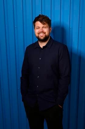 Journalist Bent Freiwald (Das Leben des Brain) bei der Wahl zu den Goldenen Bloggern 2023 im Rudas Club. Düsseldorf, 24.04.2023 NRW Deutschland Copyright: xChristophxHardtx