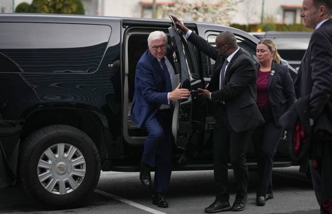 April 25, 2023, BURNABY, BC, CANADA: Germany President Frank-Walter Steinmeier, left, arrives to tour fuel cell stack manufacturer, Cellcentric Canada, in Burnaby, B.C., Tuesday, April 25, 2023. BURNABY CANADA - ZUMAc35_ 20230425_zaf_c35_055 Copyright: xDarrylxDyckx