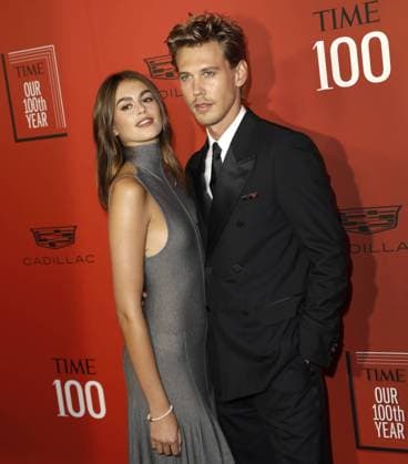 Kaia Gerber and Austin Butler arrive on the red carpet at the 2023 TIME100 Gala on Wednesday, April 26, 2023 in New York City.  NYP202304263048 PETERxFOLEY