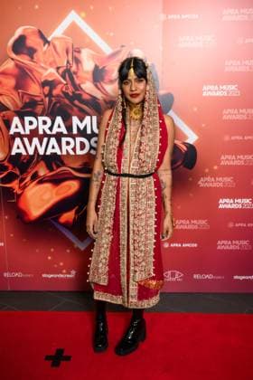2023 APRA MUSIC AWARDS, Charlie Collins arrives at the 2023 APRA Music Awards at the International Convention Centre, in Sydney, Thursday, April 27, 2023. ( NO ARCHIVING, EDITORIAL USE ONLY, NO USE IN BOOKS WITHOUT CONSENT SYDNEY NSW AUSTRALIA  Copyright: xJAMESxGOURLEYx 20230427001791441622