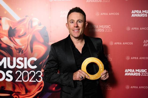 2023 APRA MUSIC AWARDS, Casey Barnes holds his APRA Award for Most Performed Country Work at the 2023 APRA Music Awards at the International Convention Centre, in Sydney, Thursday, April 27, 2023. ( NO ARCHIVING, EDITORIAL USE ONLY, NO USE IN BOOKS WITHOUT CONSENT SYDNEY NSW AUSTRALIA  Copyright: xJAMESxGOURLEYx 20230427001791483530