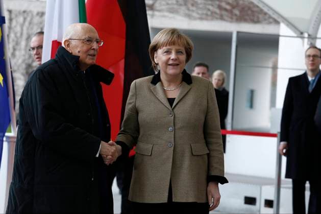 Chancellor Merkel welcomes Italiens Staatspräsident Giorgio Napolitano. Berlin, 28th February, 2013. German Chancellor Merkel welcomes Italiens Staatspräsident Giorgio Napolitano at the Chancellery in Berlin. Topics of the meeting are the results of the election and the future of the country at the european debt crisis. Berlin, 28. Februar 2013. Merkel begrüßt Italiens Staatspräsident Giorgio Napolitano. Themen des Treffens sind die Ergebnisse der Wahl und der Zukunft des Landes in der europäischen Schuldenkrise. On picture: Angela Merkel meets President Giorgio Napolitano of Italy for bilateral talks at Chancellery in Berlin. Copyright: xZoonar.com ReynaldoxPaganellix 4439159
