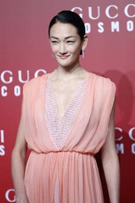 SHANGHAI, CHINA - APRIL 27: Model Ai Tominaga arrives at the red carpet for Gucci Cosmos Exhibition at the West Bund Art Center on April 27, 2023 in Shanghai, China.  Copyright: xVCGx 111433957817