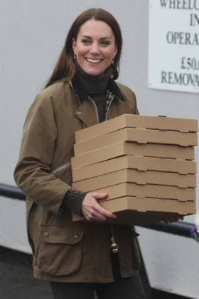 Entertainment Themen der Woche KW17 . 27 04 2023. Merthyr Tydfil, United Kingdom. Prince William and Kate Middleton, the Prince and Princess of Wales, visiting the Dowlais Rugby Club in Merthyr Tydfil, Wales, United Kingdom.  xStephenxLockx xi-Imagesx IIM-24316-0084